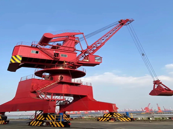 河北黃驊單臂架門座式起重機公司單臂架門座式起重機操作視野開闊