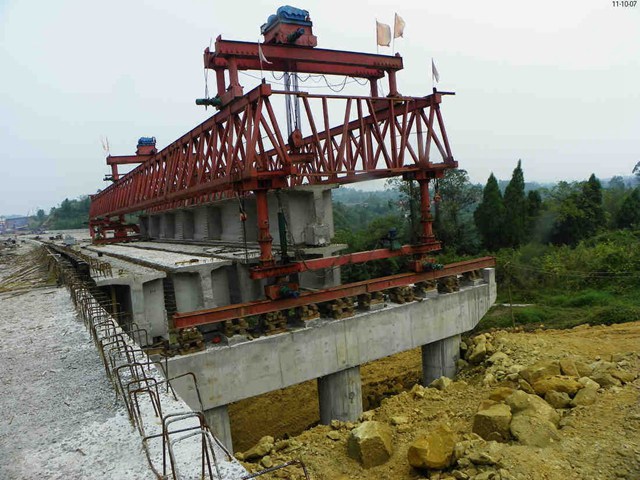 衡陽架橋機出租 180噸設備租金多少