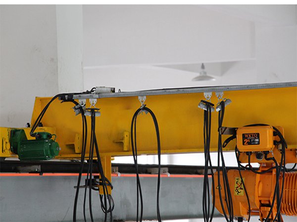 單梁起重機(jī)廠家